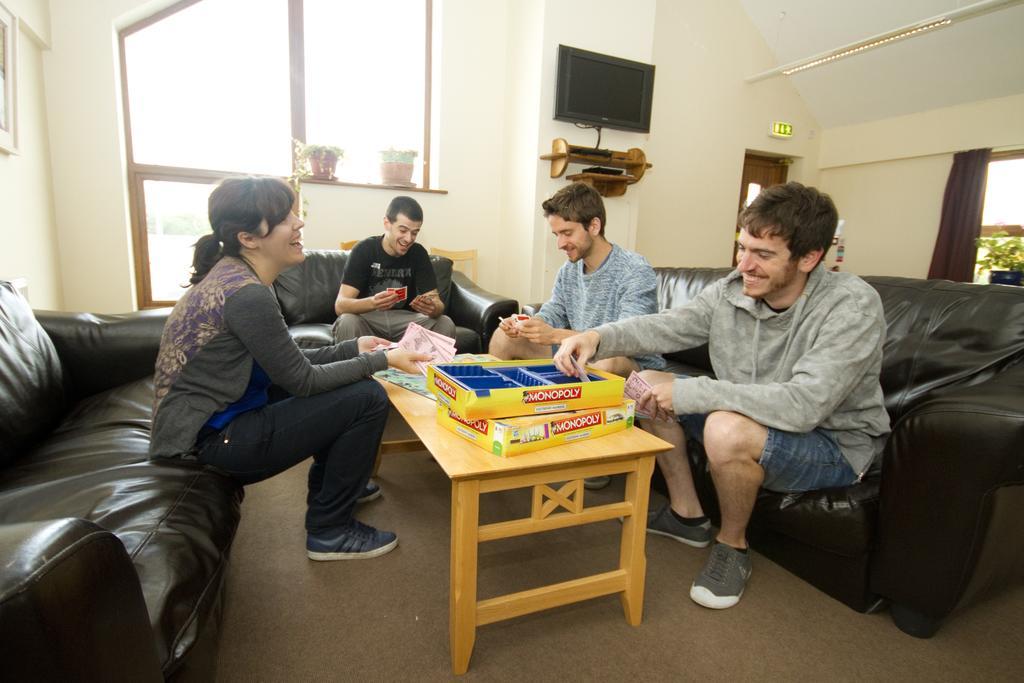 Errigal Youth Hostel กวีดอร์ ภายนอก รูปภาพ