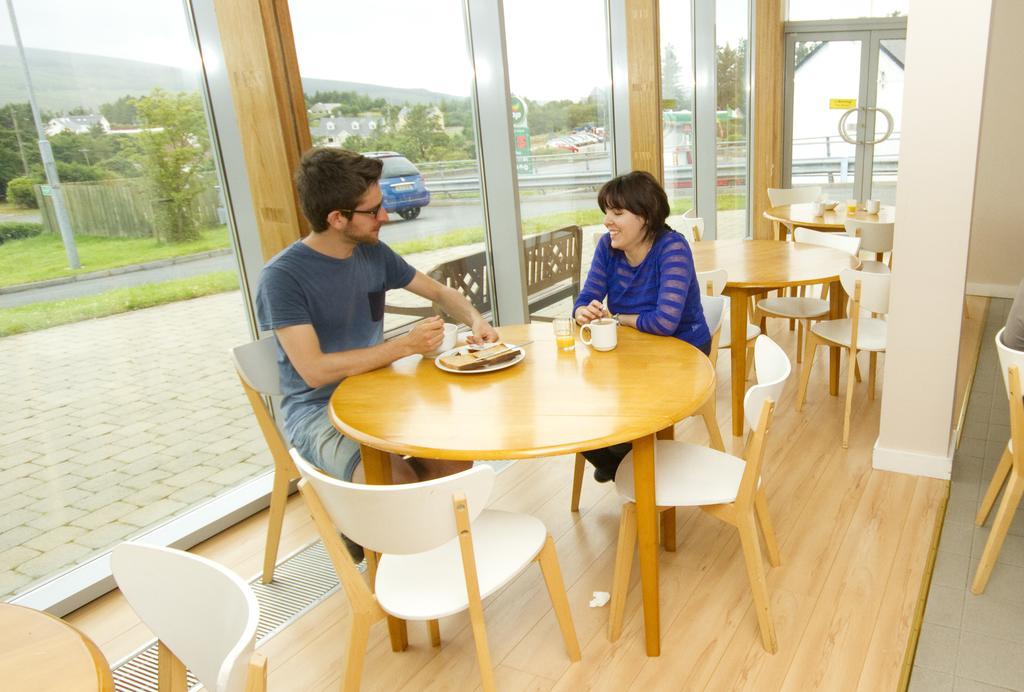 Errigal Youth Hostel กวีดอร์ ภายนอก รูปภาพ