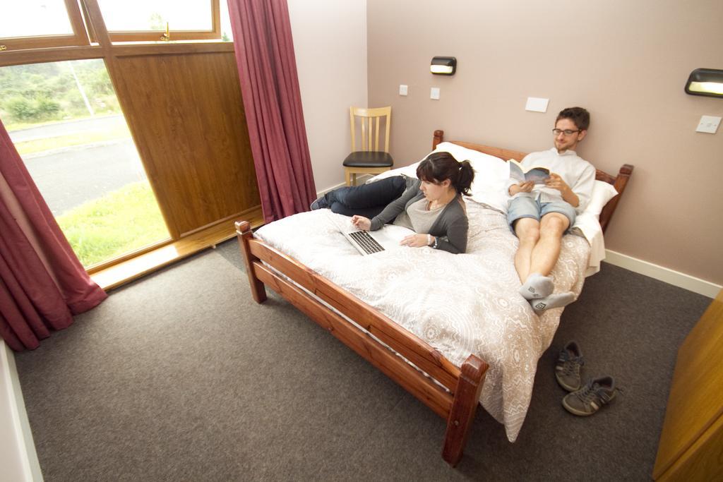 Errigal Youth Hostel กวีดอร์ ภายนอก รูปภาพ