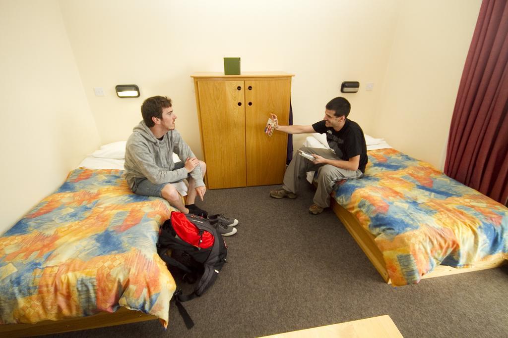 Errigal Youth Hostel กวีดอร์ ห้อง รูปภาพ